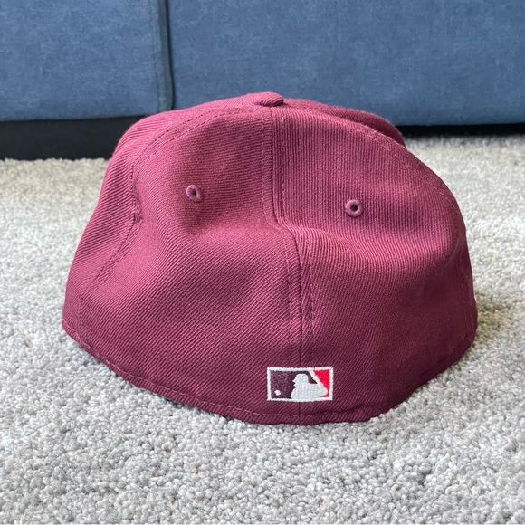 New Era Los Angeles Dodgers Fitted Hat World Series Patch Maroon Red UV 7 5/8 - Picture 4 of 9